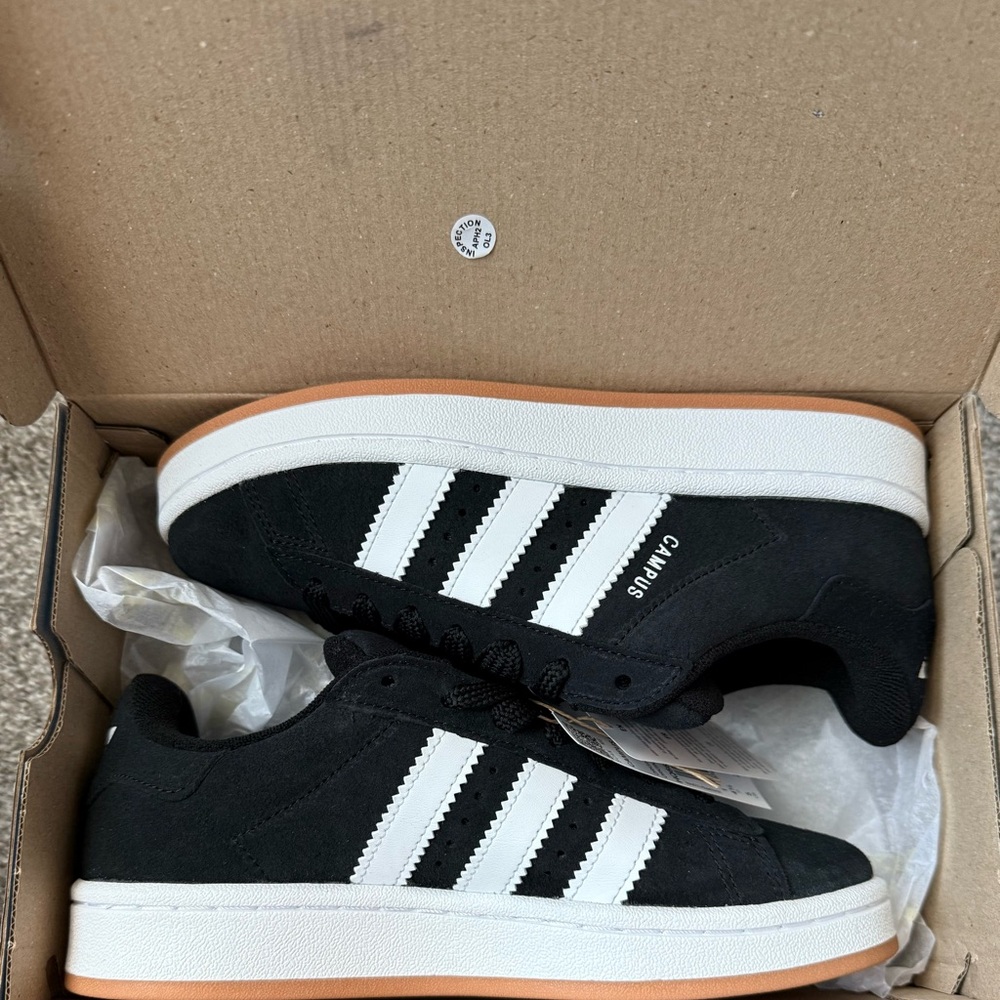 NWT Adidas Campus 00s, Black & White 5Y with Extra White Laces & Puffy Tongue